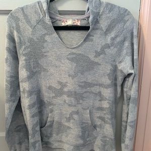 Camo super soft hoodie